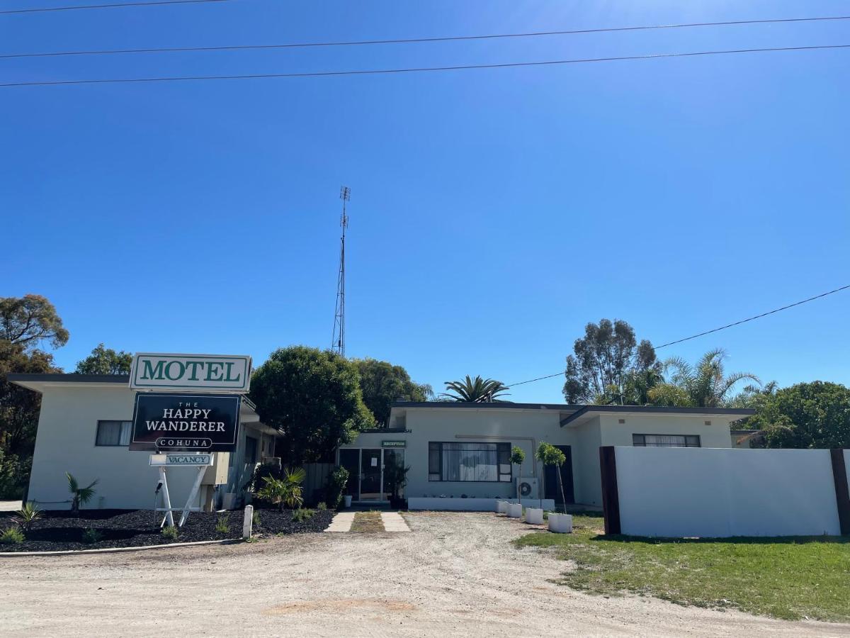 Happy Wanderer Motel Cohuna 70S Style Exterior photo